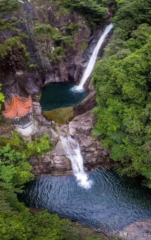 瑞安有个国家森林公园，是天然氧吧，青山绿水，景色一绝！