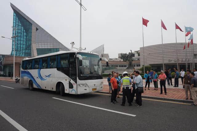 广州市旅游局集中开展两个专项行动，强力整治旅游市场秩序