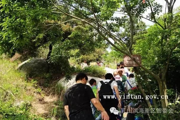 第二届“无碳”登山节在乳山银滩多福山养生旅游度假区开幕