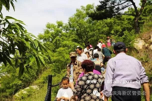 第二届“无碳”登山节在乳山银滩多福山养生旅游度假区开幕