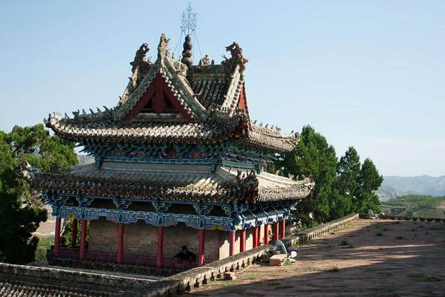 陕北旅游胜地—佳县白云山