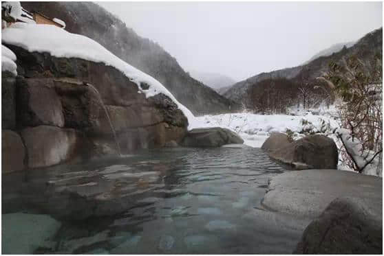 走进日本丨那些人少景美的日本旅游景点