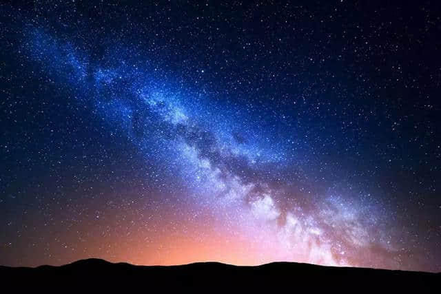 滑沙露营数星星，夜巡动物当戏精，才是孩子暑假该做的正经事