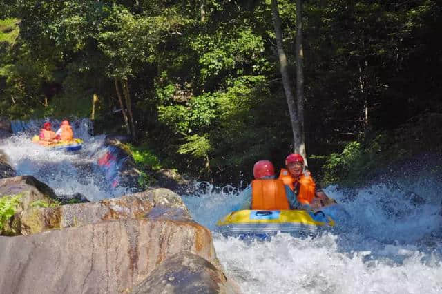 强烈推荐！8月必去的旅行地，错过再等一年