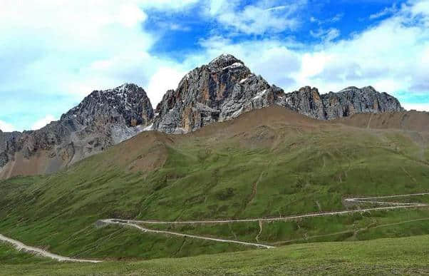 西藏旅游自驾走这线路，真值！