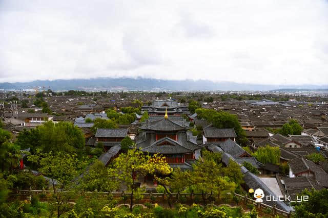 国内最清凉的热门旅游景点之一，7月仅20度左右，晚上更热闹