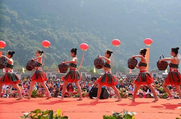 张家界旅游·去张家界一般玩几天？大概花多少钱？