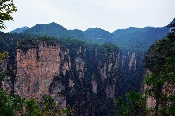 张家界旅游·去张家界一般玩几天？大概花多少钱？