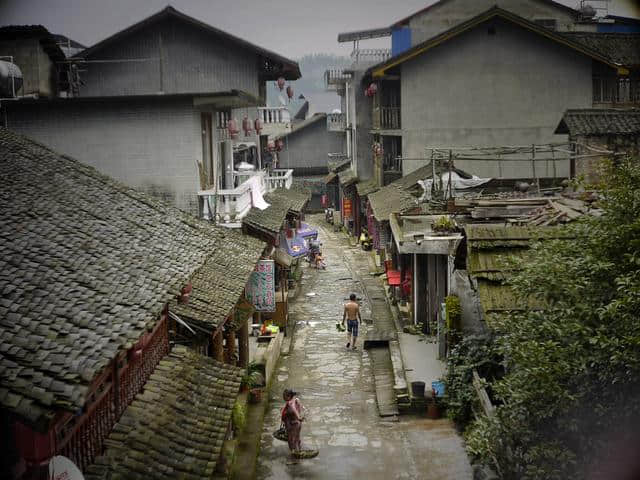 去广西旅游，除了桂林，原来还有这个地方可以去