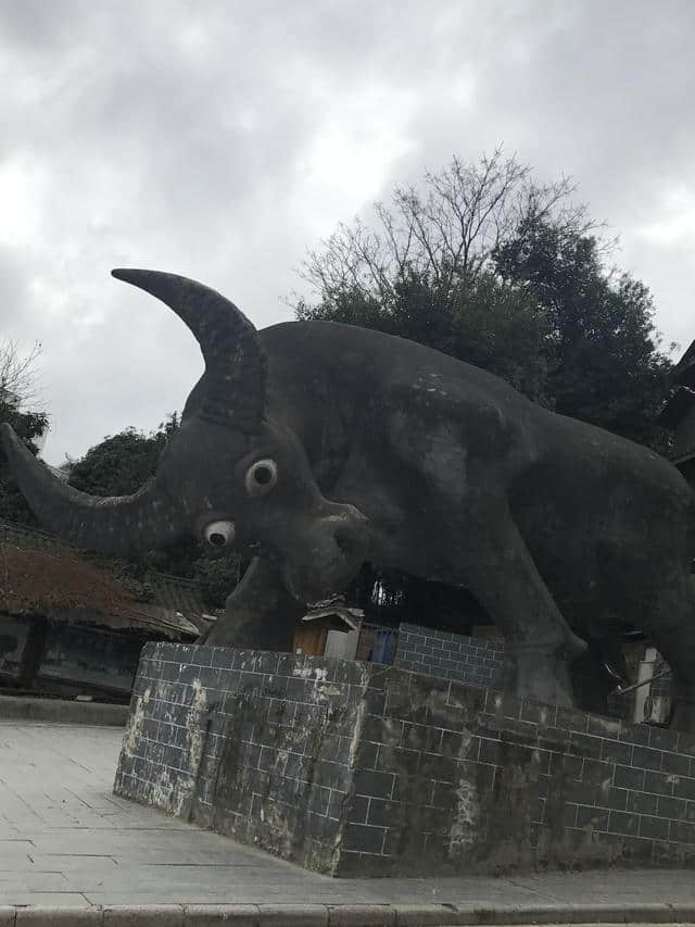 去广西旅游，除了桂林，原来还有这个地方可以去