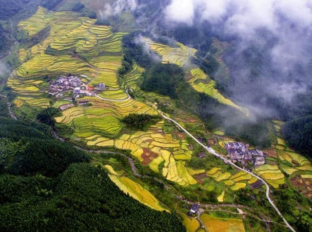 乡村旅游季丨跟着这些乡村旅游线路，玩遍省内最美风光