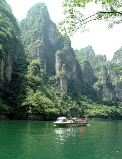 北京清凉夏日玩水游 龙庆峡全家度假游