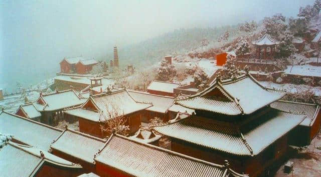 河南冬季短途7条自驾线路！观龙脊长城，穿林海雪原，元旦全家游去！