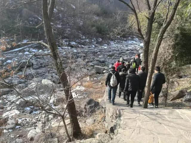 2018释放自己，快驾车来八里沟的雪地里撒撒野吧！