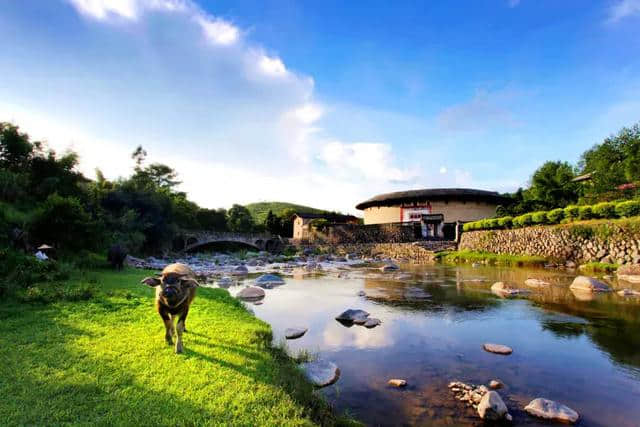 龙岩旅游“七景区”强势来袭！第二站：永定客家土楼文化旅游区