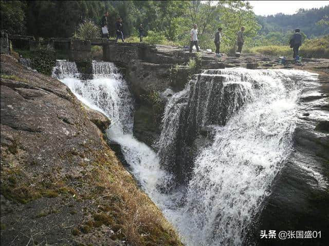 广安苏溪老虎沟，风光优美待客来