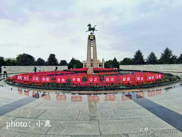 甘肃这座4A级景区，有1700年古墓，中国旅游标志就发现于此