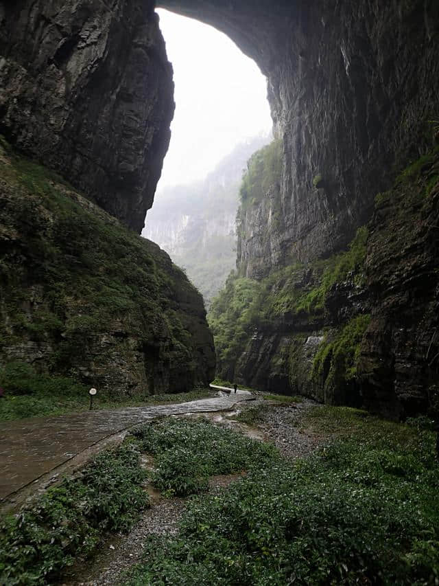 观人文印象武隆，赏天坑地缝美景