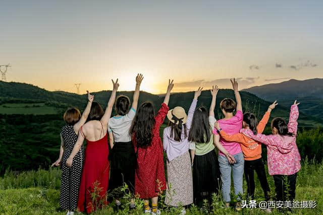 关山牧场看流星雨、草原烧烤徒步，原来暑期户外旅行可以这样玩