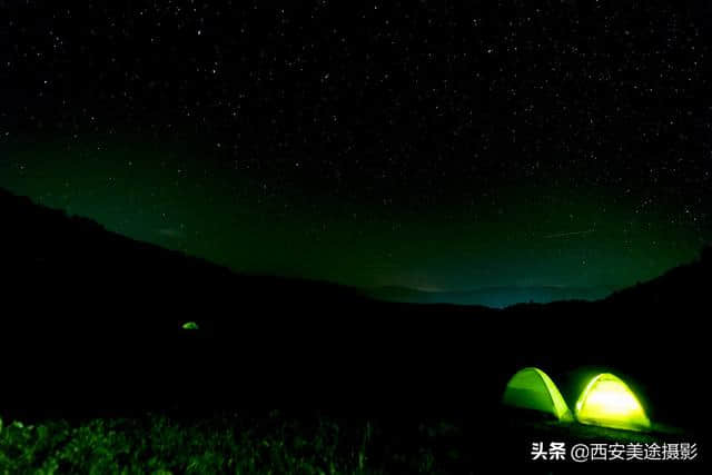 关山牧场看流星雨、草原烧烤徒步，原来暑期户外旅行可以这样玩