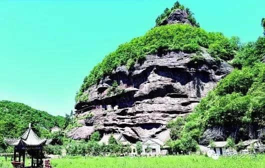 旅游览关山美景，探神秘丝路