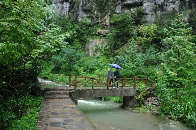 中国旅游景点推荐：天外三龙——武隆天坑三桥