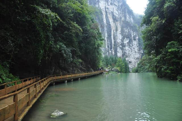 中国旅游景点推荐：天外三龙——武隆天坑三桥