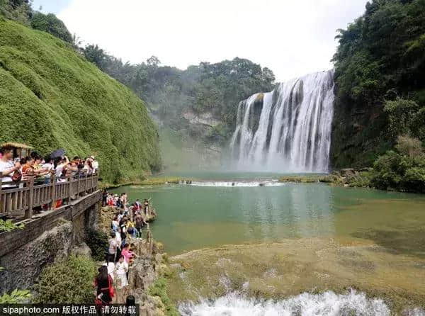 整整100天！全国各地游客去贵州旅游！所有景区门票半价，高速5折！