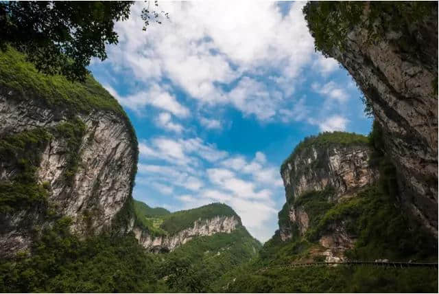 武汉周边最刺激的旅游景点 看一眼都腿发软