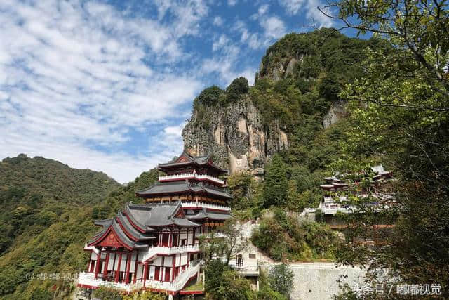 陕南安康旅游 一定要去的一座山 一条峡 南宫山与天书峡