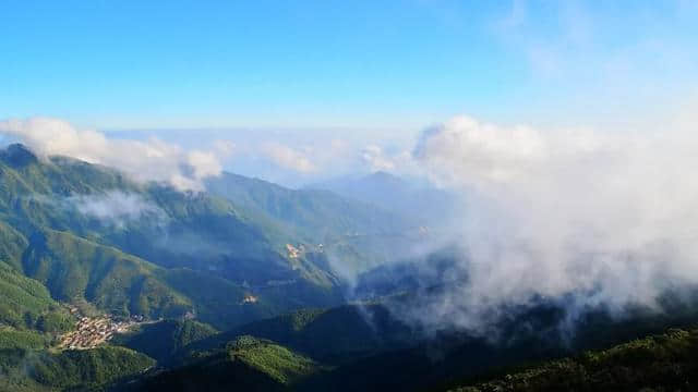 重庆武隆美不美？旅游攻略，想看美景图片和视频的往里走