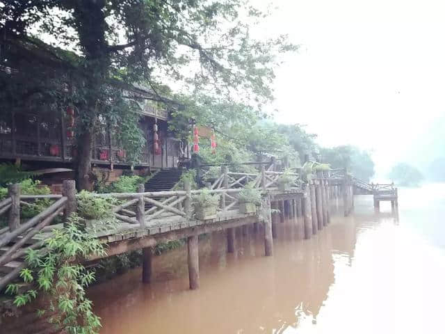 柳江古镇，一首烟雨里的诗