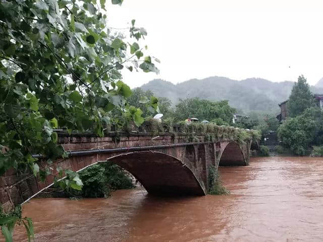 柳江古镇，一首烟雨里的诗