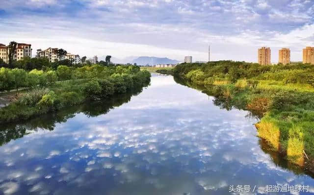 浙江安吉旅游攻略—体验飞机高空跳伞