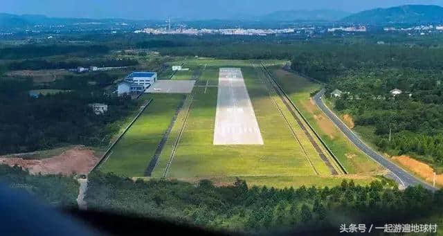 浙江安吉旅游攻略—体验飞机高空跳伞