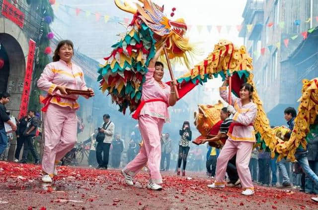 连州这个地方不要太火！栀子花开成海，美景、美食、民俗一个不落