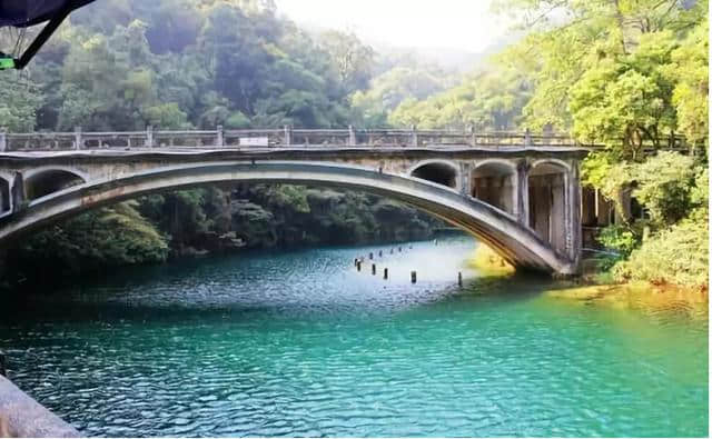 暑假国内旅游：乳源大峡谷，连州地下河，七星岩牌坊广场，鼎湖山