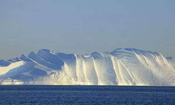 格陵兰岛：走到世界的尽头，这一座冰川天堂