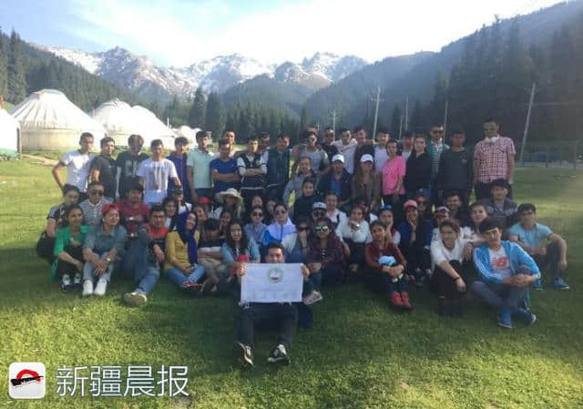 乌鲁木齐小伙毕业开旅游公司：坚持每天都发团，哪怕只有一个人