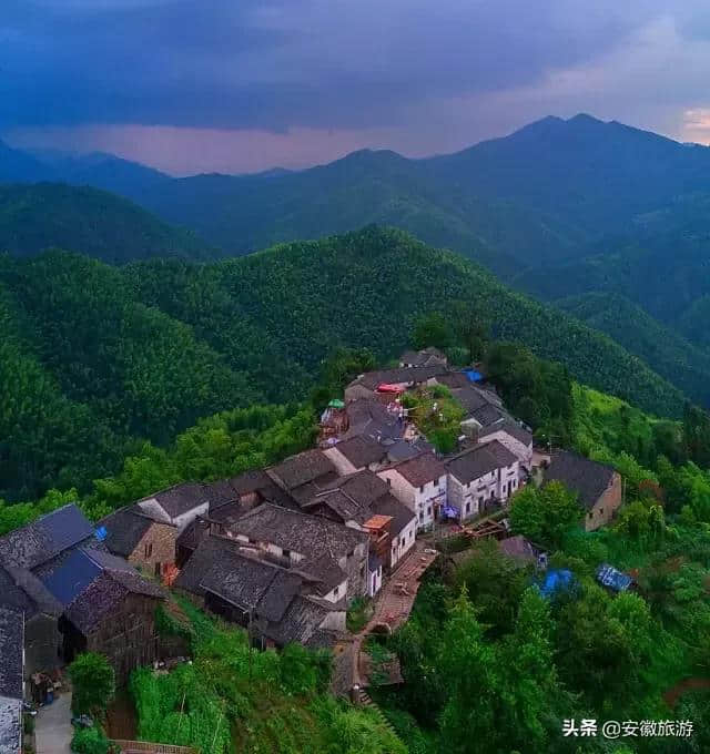 心安月谭风景道 夏日里的徽州梦