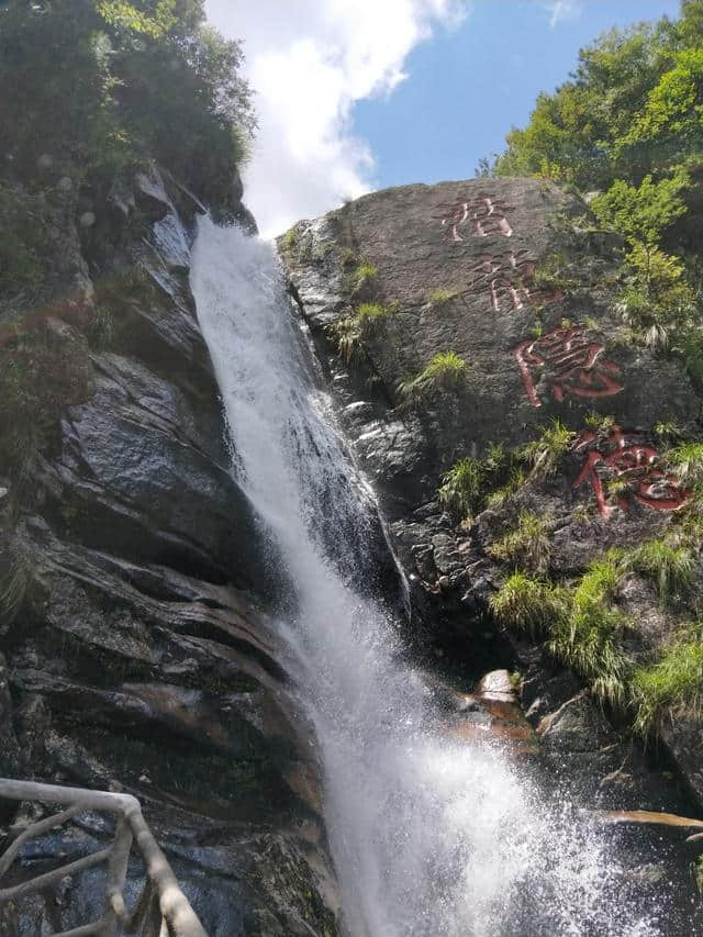 “浙江小黄山”之称的小众仙境，就在杭州西南部的临安