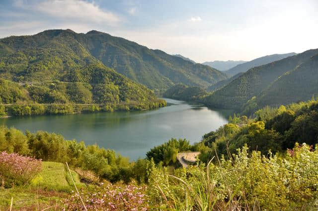 “浙江小黄山”之称的小众仙境，就在杭州西南部的临安