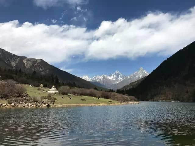 3天游玩情歌康定，看高山草甸+牛羊成群+圣洁雪山+ 寺庙神殿