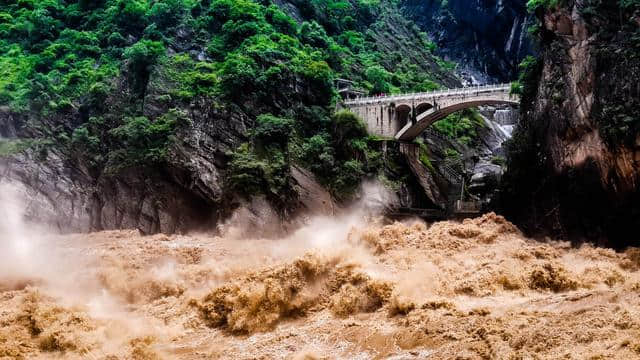 丽江越野者带你领略梅里雪山