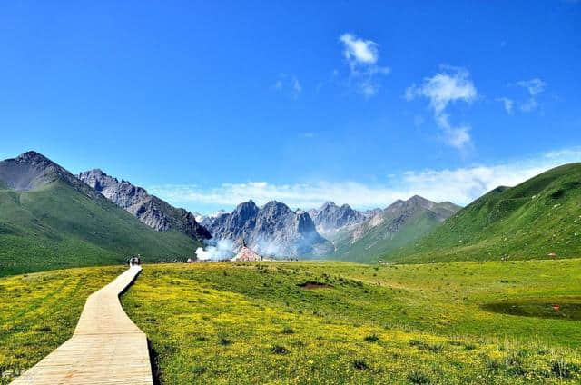 甘南旅游6大必去景点，游客感受心灵的震撼