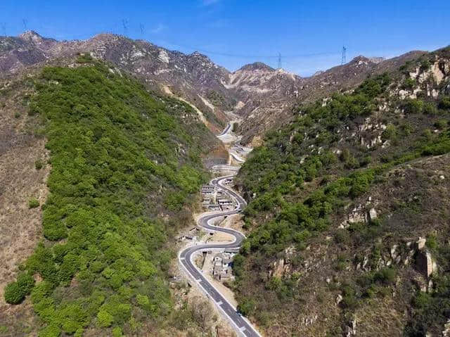 76道弯的阜平最牛盘山公路，你敢去吗？