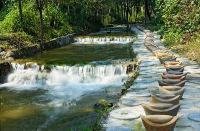 保定旅游文化：曲阳虎山，王快水库，阜平天桥瀑布，阜平玫瑰坨