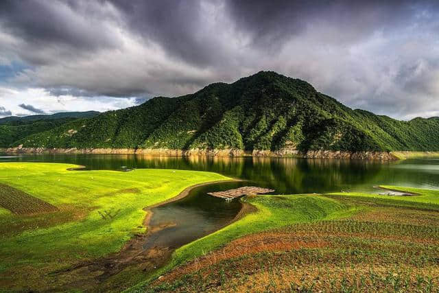 旅游清单！八月份去哪旅游好？这些地方不要错过