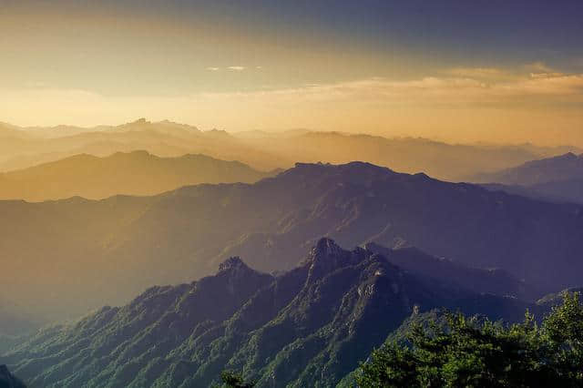 在全国那么多座老君山，只有洛阳老君山最让人流连忘返