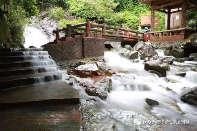 八寨沟雨后瀑布更壮观景致更迷人